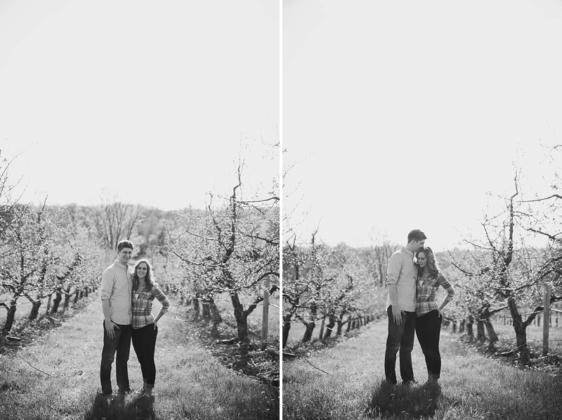 Taylor + Paul / Apple Orchard Engagement Photos / Chicago, IL Photography by Rachael Osborn Photography / www.rachaelosbornphotography.com
