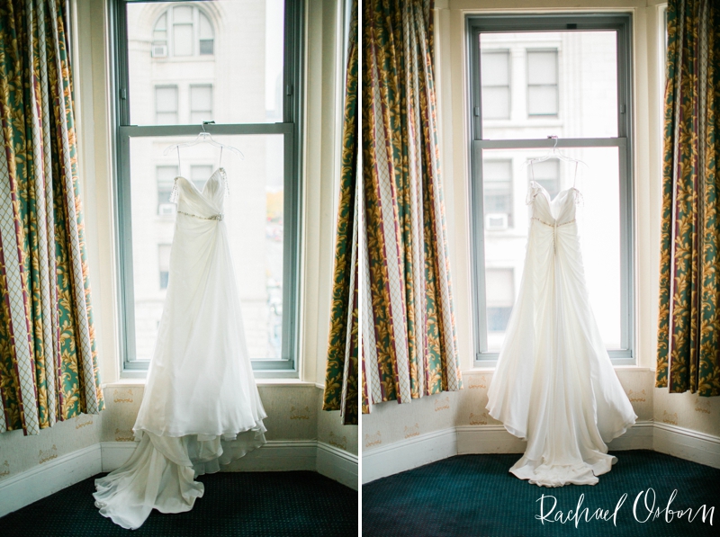 © Rachael Osborn Photography // Romantic Downtown Chicago Wedding // Congress Plaza Hotel Bridal Session
