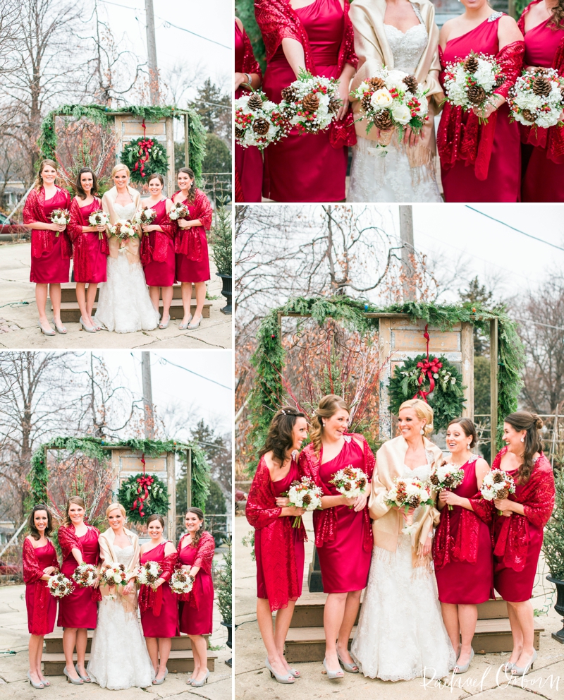 A Festive Holiday Themed Wedding // Blumen Gardens Sycamore Illinois Wedding Photography // © www.rachaelosbornphotography.com